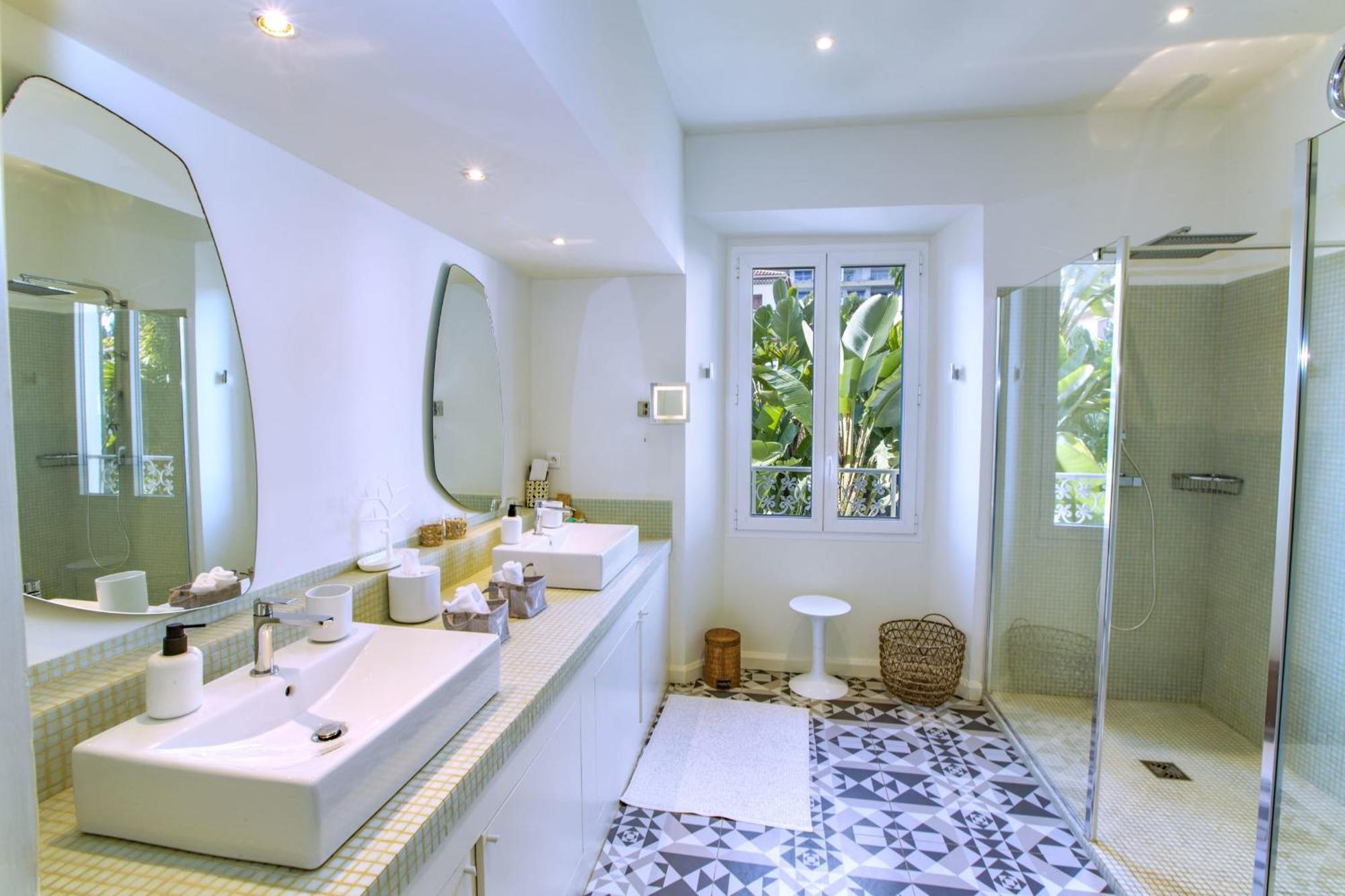 The Ideal Waterfront Vacation In * Ajaccio (Corsica)